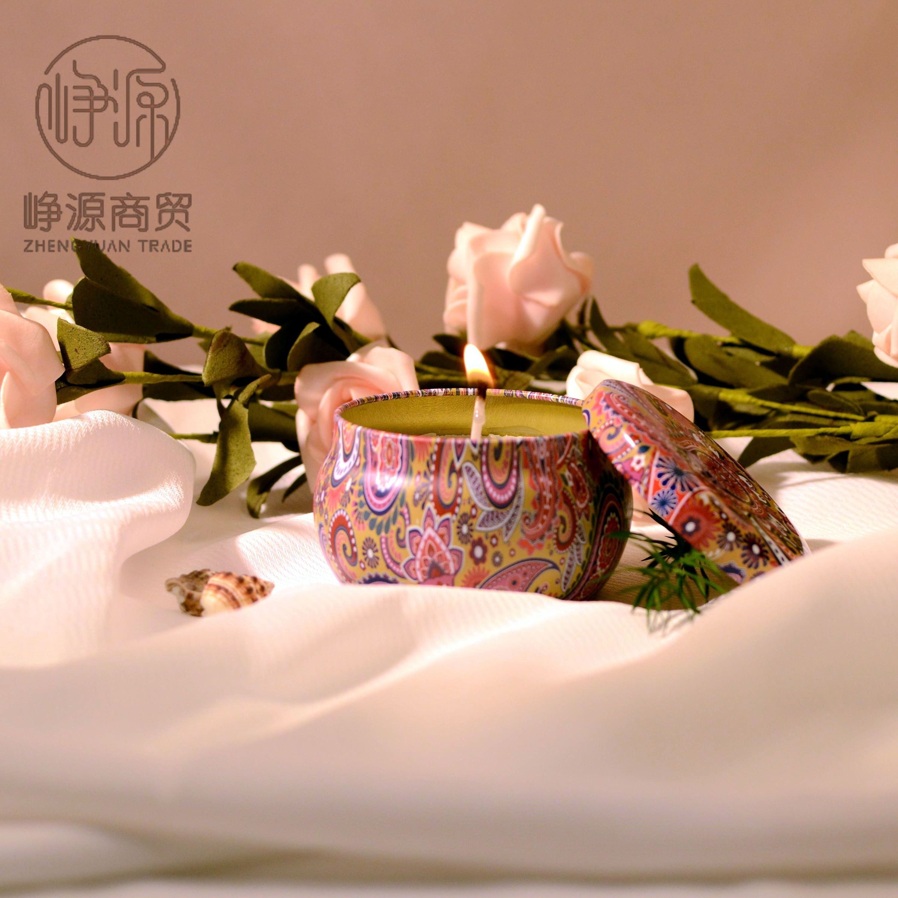 Wholesale luxury private label Soy Wax Tinplate candles scented dried flower scented candle for wedding gift candle jar