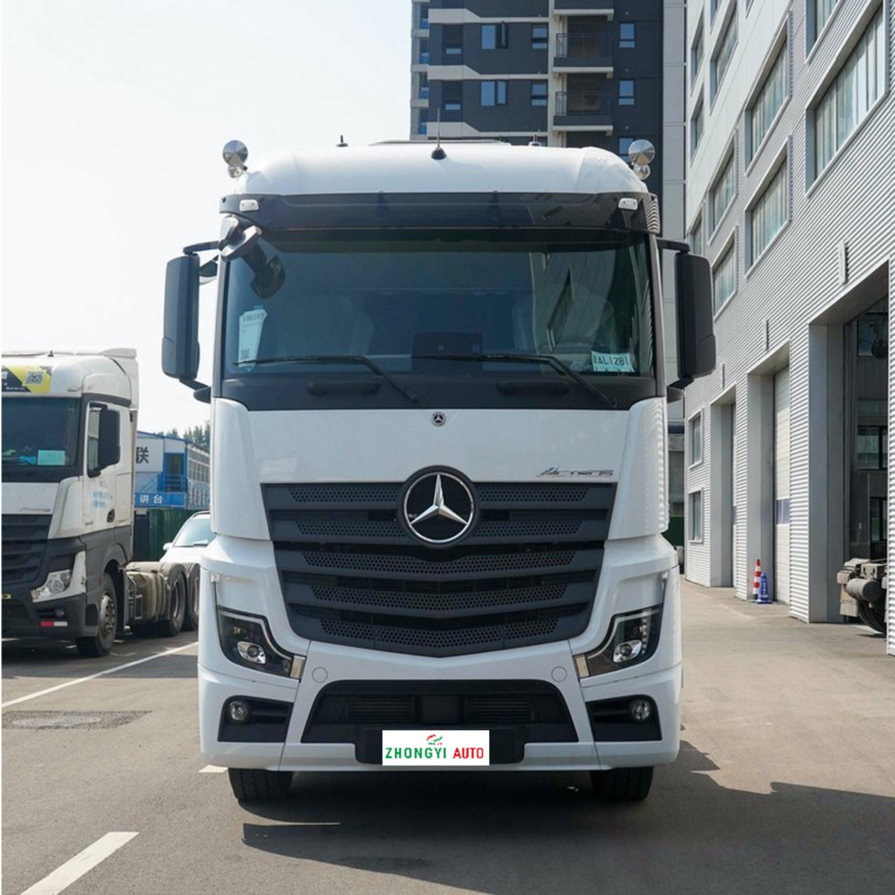 Mercedes-benz new trucks actros 1848 tractor in stock 4*2  6 Wheel Truck New Diesel Engine Tractor Truck benz actros