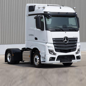 Mercedes-benz new trucks actros in china in stock 4*2  6 Wheel Truck New Diesel Engine Tractor Truck benz actros