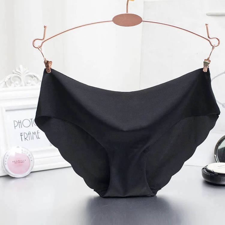 Ice Silk Seamless Women's shorts Trunks Women's Panties Waveside Underwear Ladies Inner Wear Bikini Panties Short Panties Set