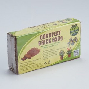 Sri Lankan Origin 100% Natural bio degradable Cocopeat coir pith Briquettes for Greenhouses, Gardens and hydroponic farms