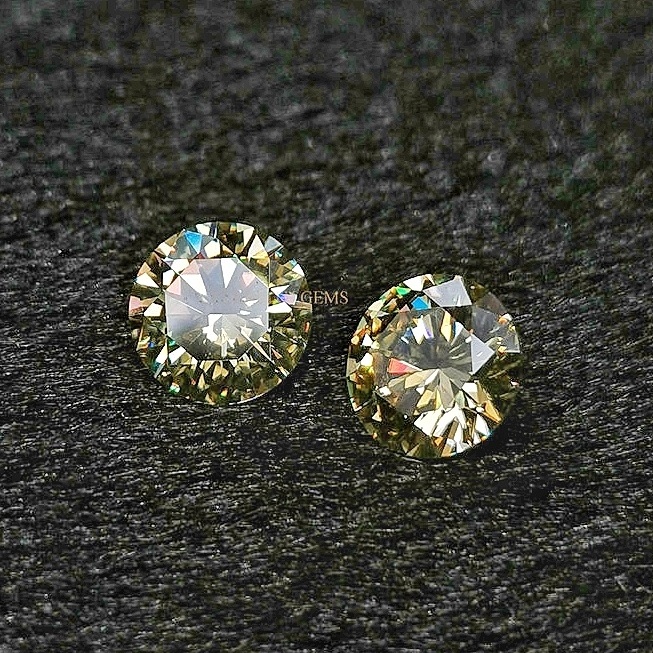 Synthetic Gold Yellow Fake Diamond Round Brilliant Cut Cubic Zirconia in Loose Gemstones