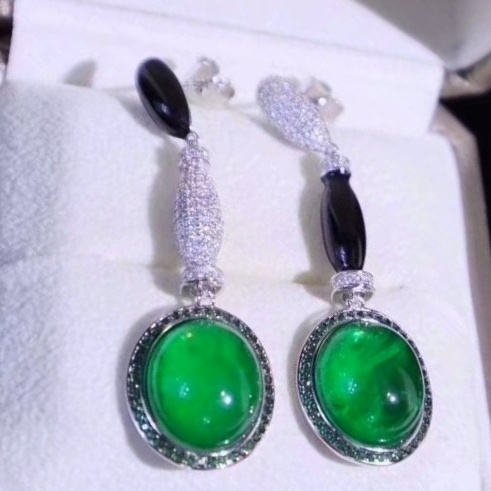 Designer Emerald Green Round Shape Cubic Zirconia Ring and AB Stud Earring Jewelry Set