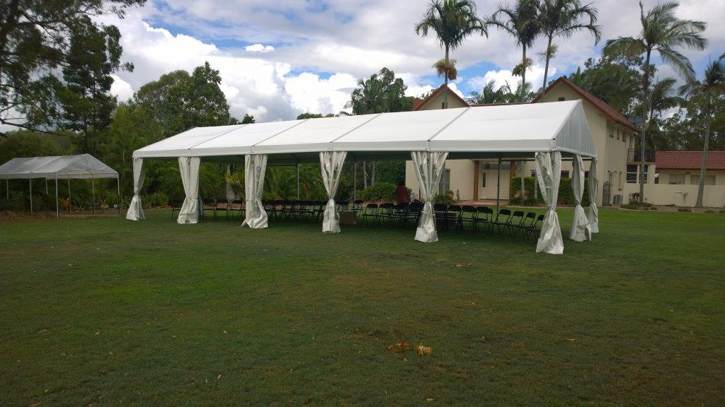 Luxury 6m/8m/9m/10m Width Marquee Tent Waterproof PVC Structure with Aluminum Alloy Frame for Wedding Receptions Parties Events