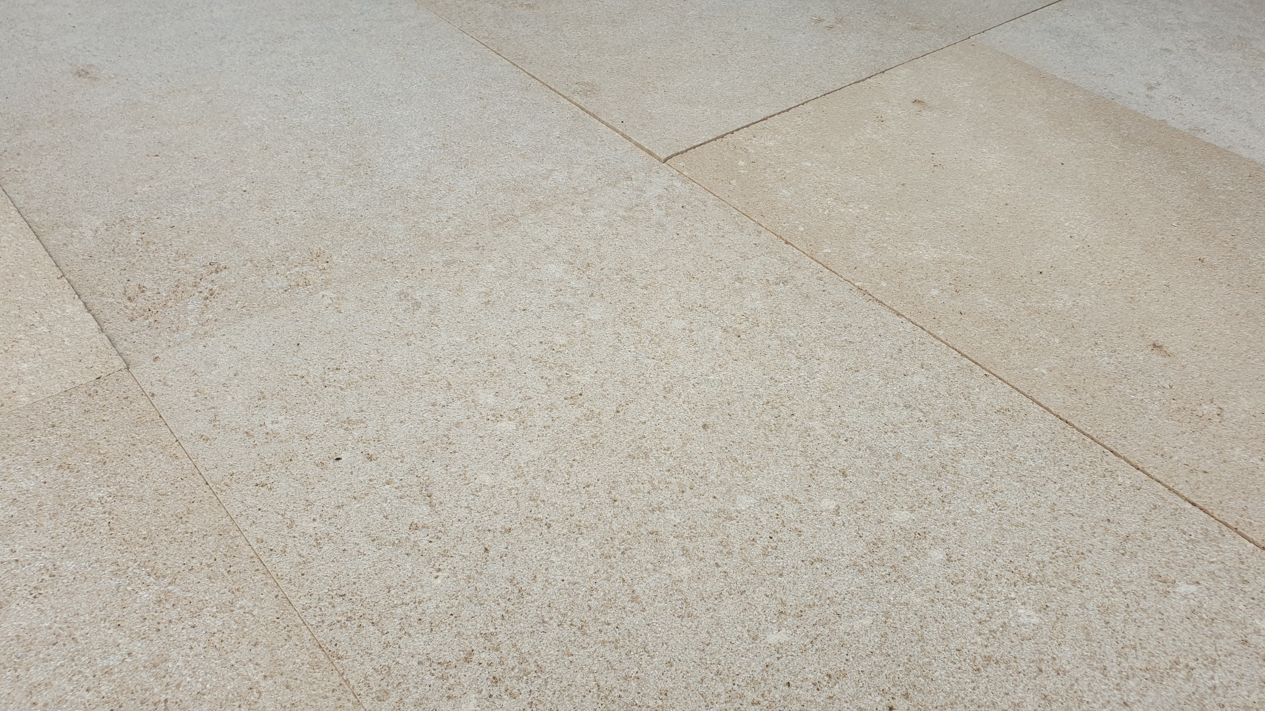 2024 Tralles Travertine French Pattern Set Non-slip Sandblasted Pavers Made in Turkey Outdoor Floors and Driveway Pavers