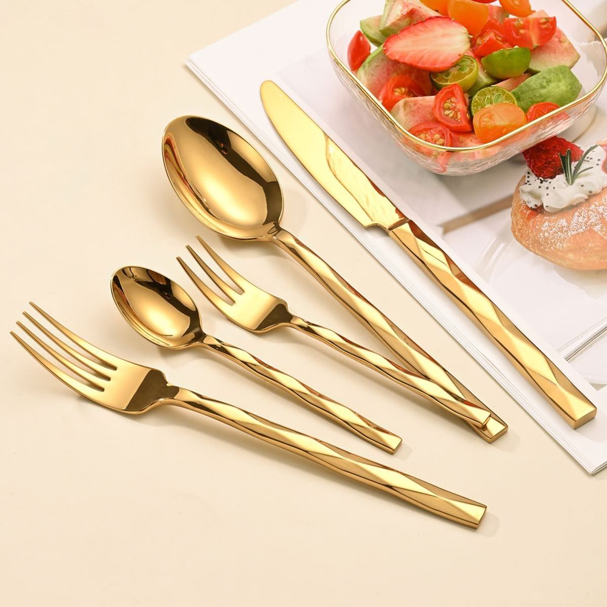 Factory Direct Sales Reasonable Price Stainless Steel 24Pcs Cutlery Set With Rack