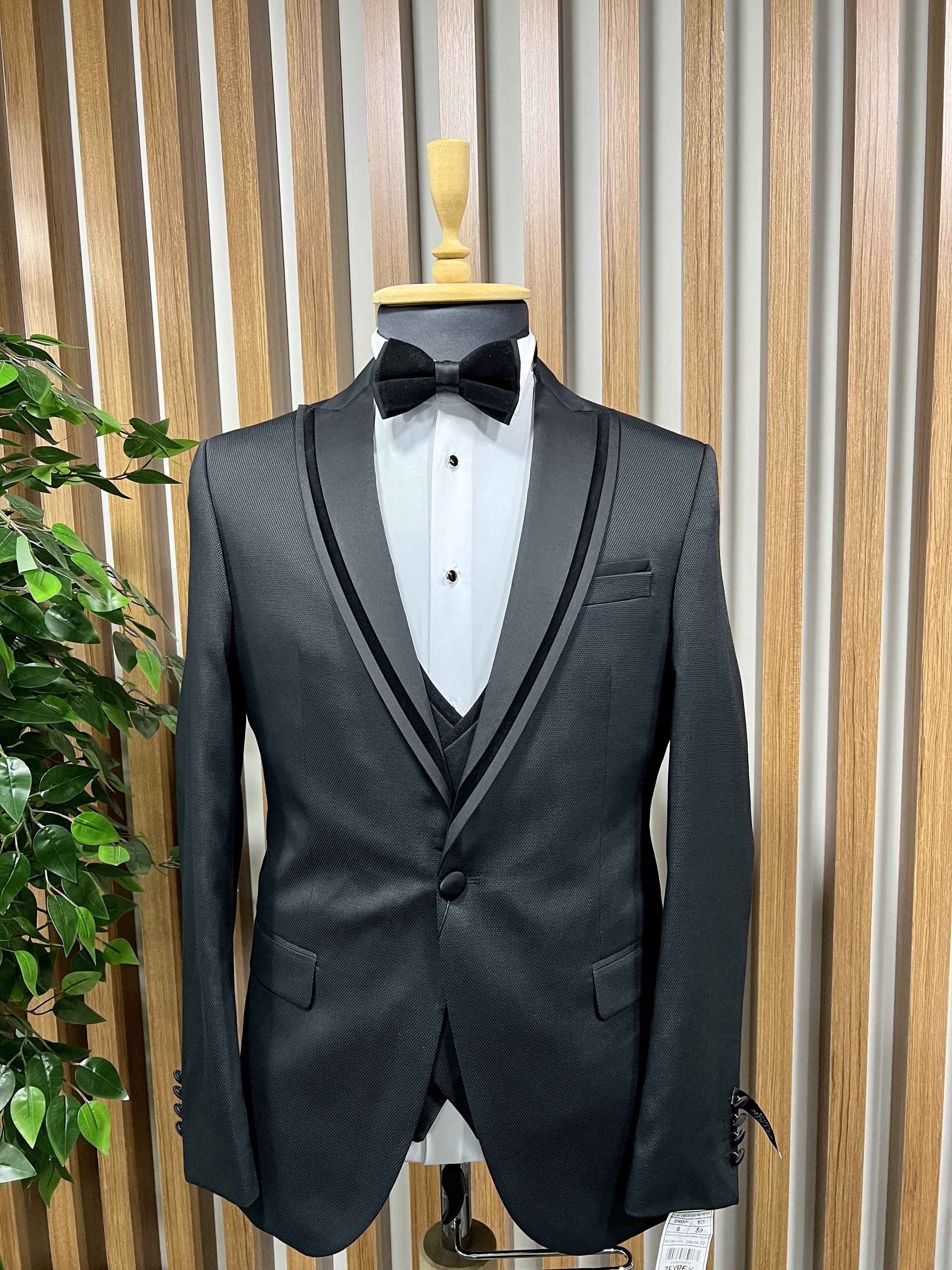 luxury Elite Elegant Custom Made Viscose And Polyester Fabric Men Suit Wedding Groom's & Business Suit For Men