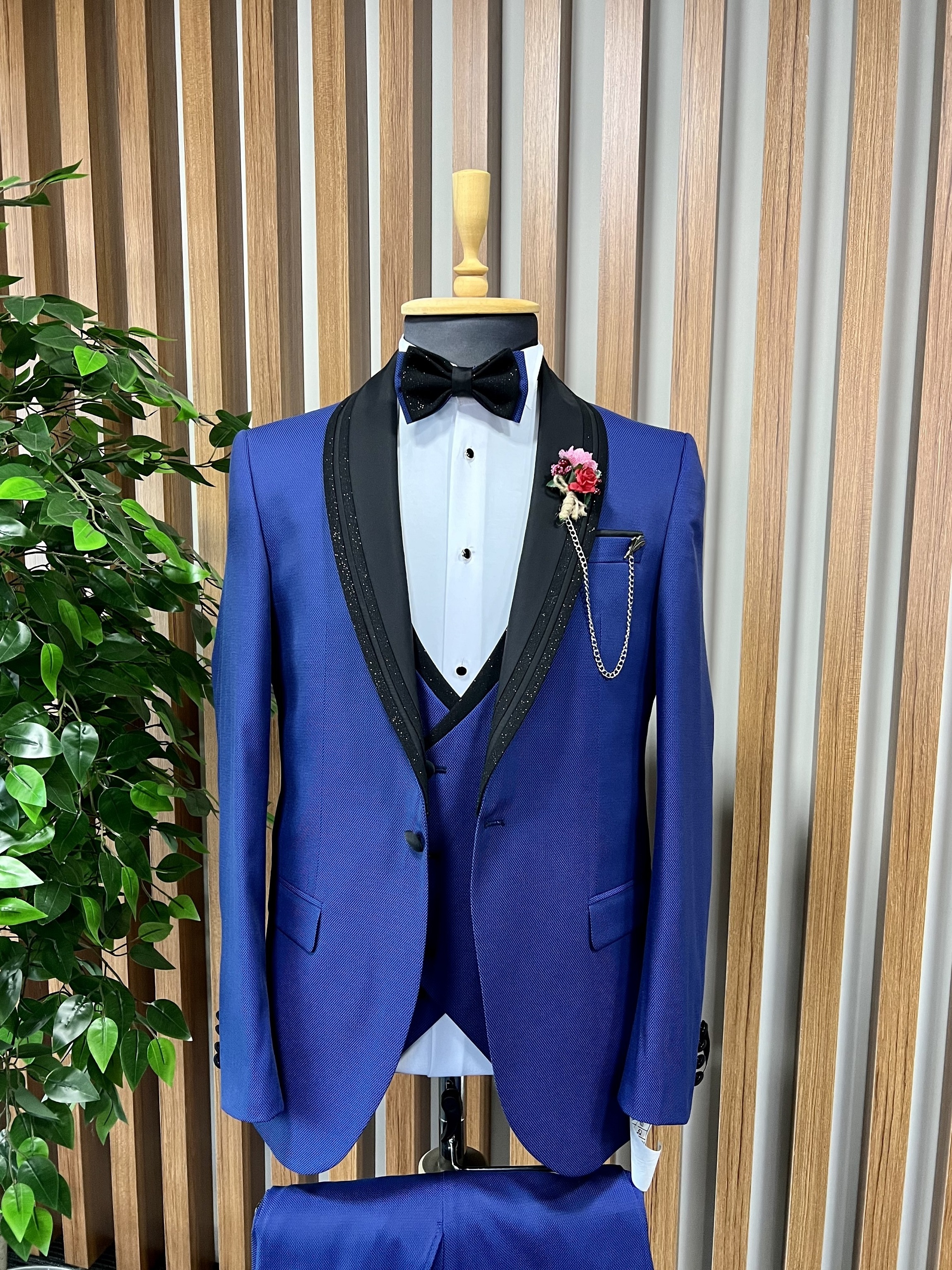 luxury Elite Elegant Custom Made Viscose And Polyester Fabric Men Suit Wedding Groom's & Business Suit For Men