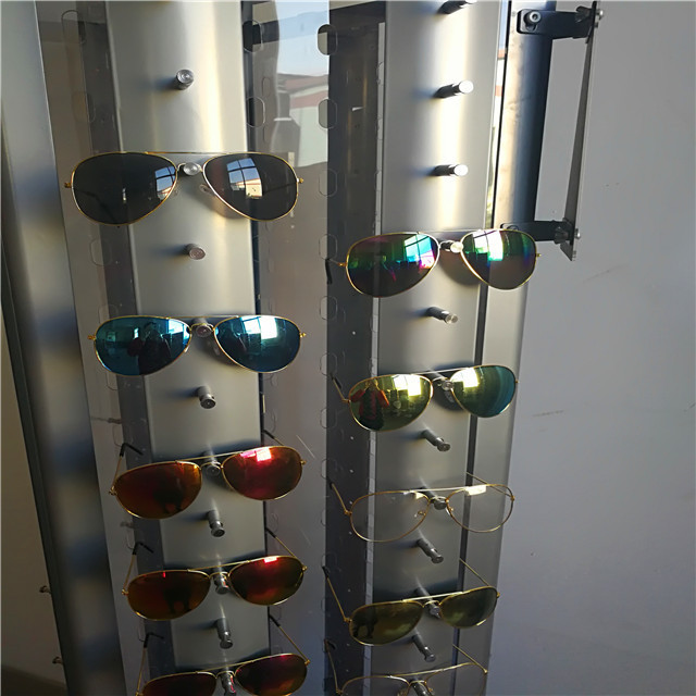 Fashion sunglasses newest 2020 floor rack rotating eyeglasses shades sunglasses women sun glasses sunglasses metal display stand