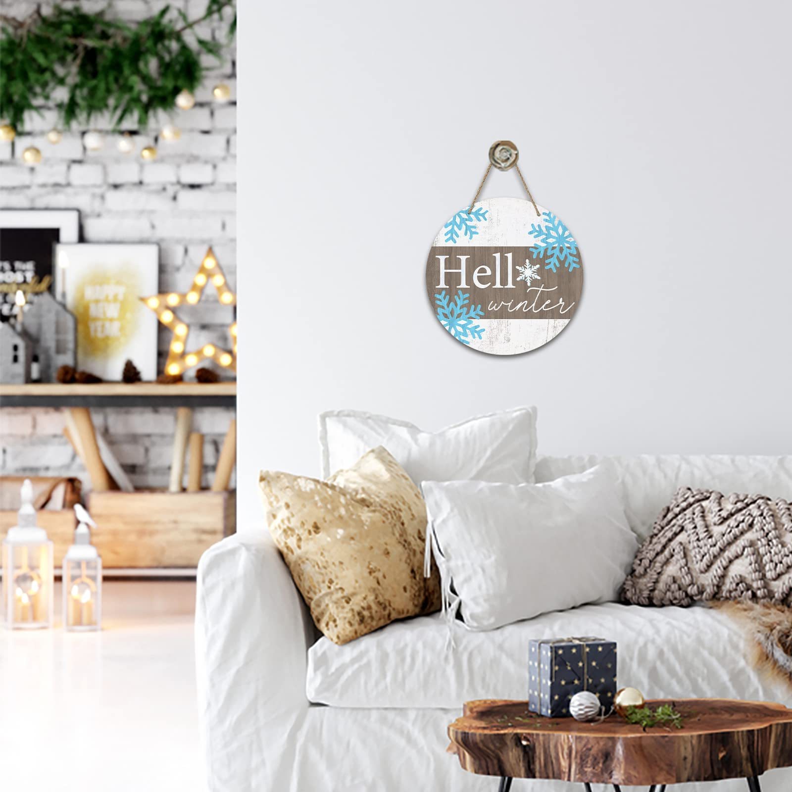 Hello Winter Welcome Wood Wall Hanging Sign Plaque, Round Home Hanging Ornaments for Front Door Porch Garde Room Christmas