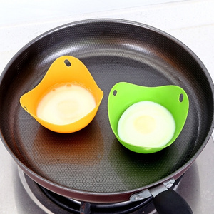 Multifunctional silicone egg poacher Food grade wholesale microwave oven non-stick omelette household egg steamer egg tray