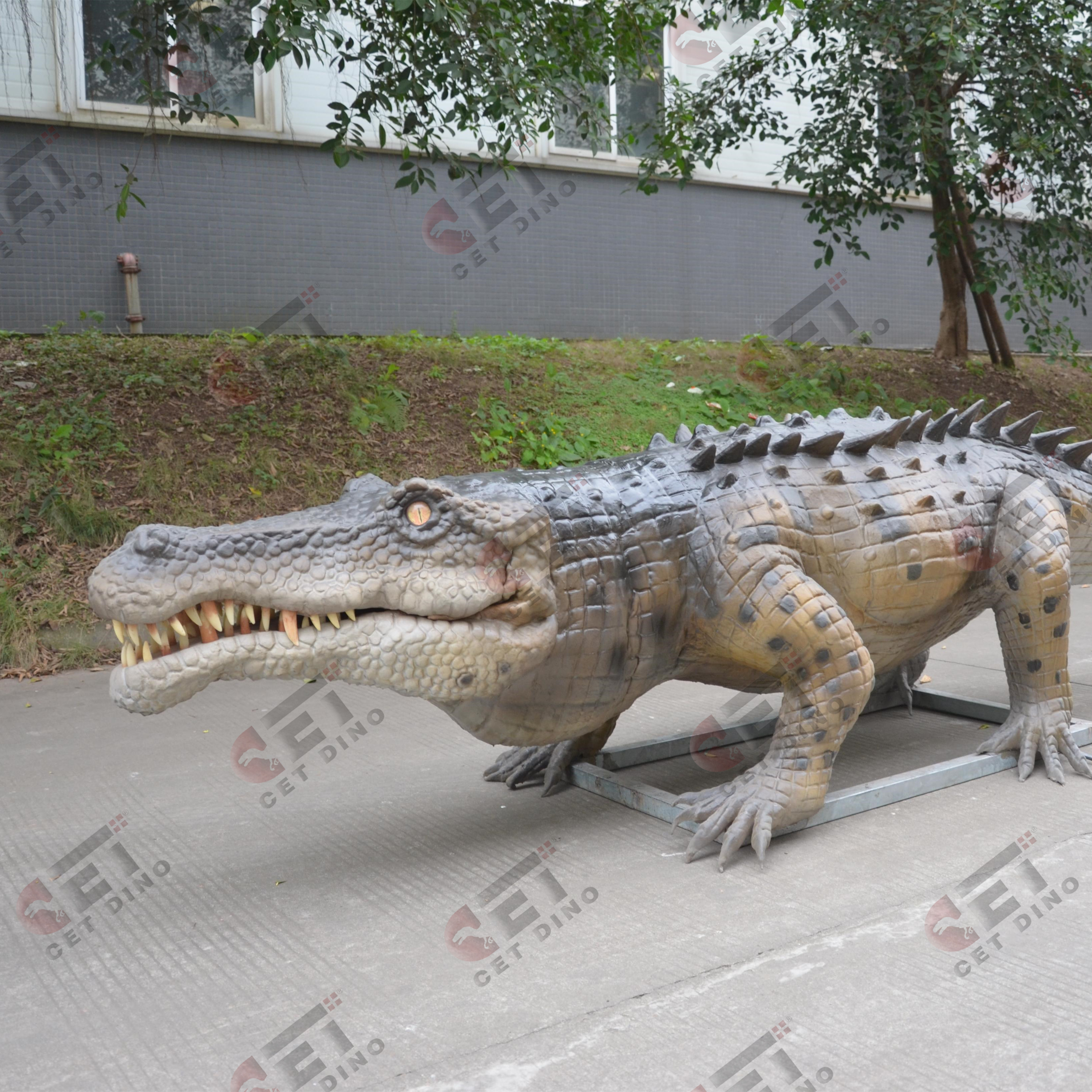 Zoo Park Animatronic Animated Remote Control Crocodile Animal Model