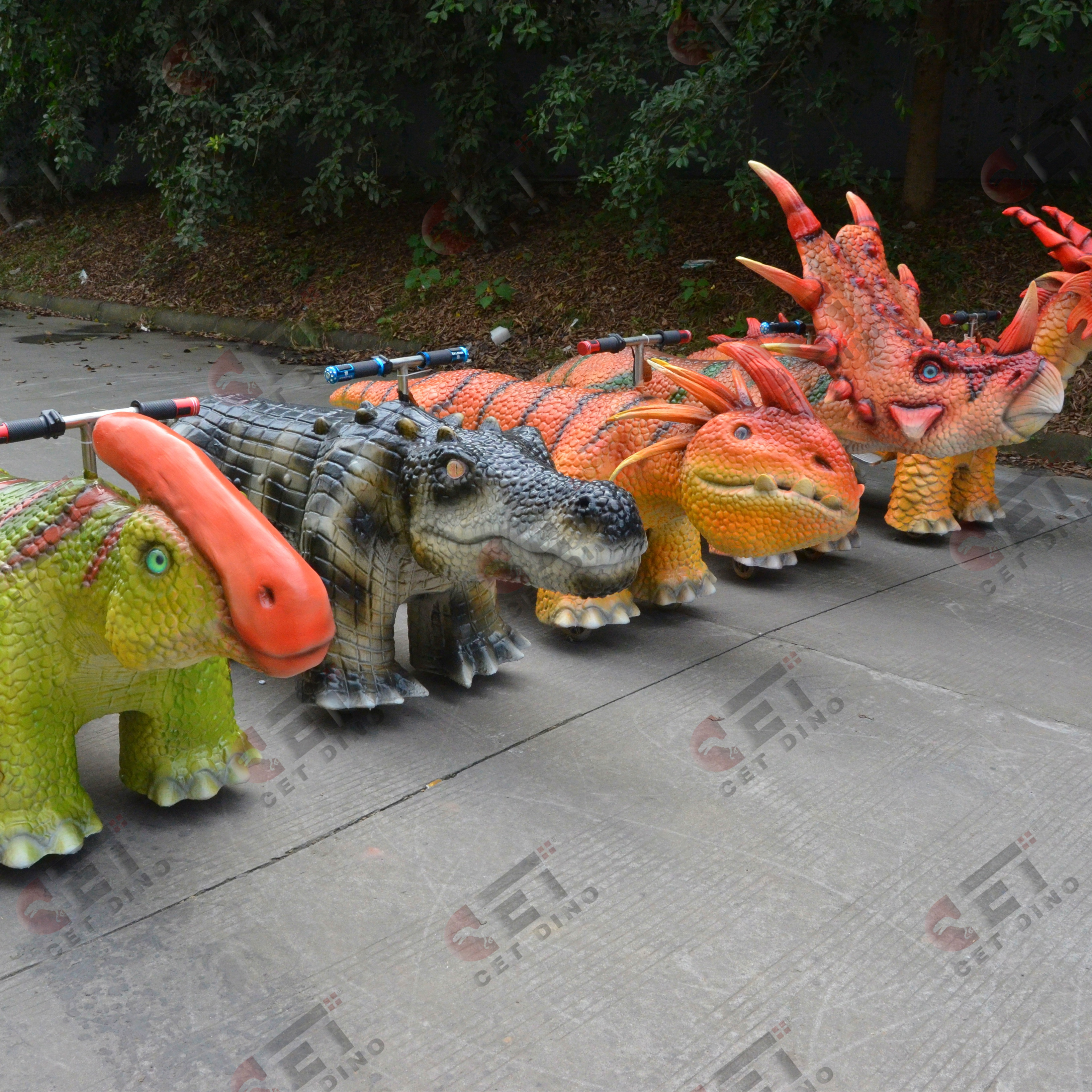 Interactive Dinosaur Model Amusement Park Equipments Kiddie Rides Dinosaur Scooter