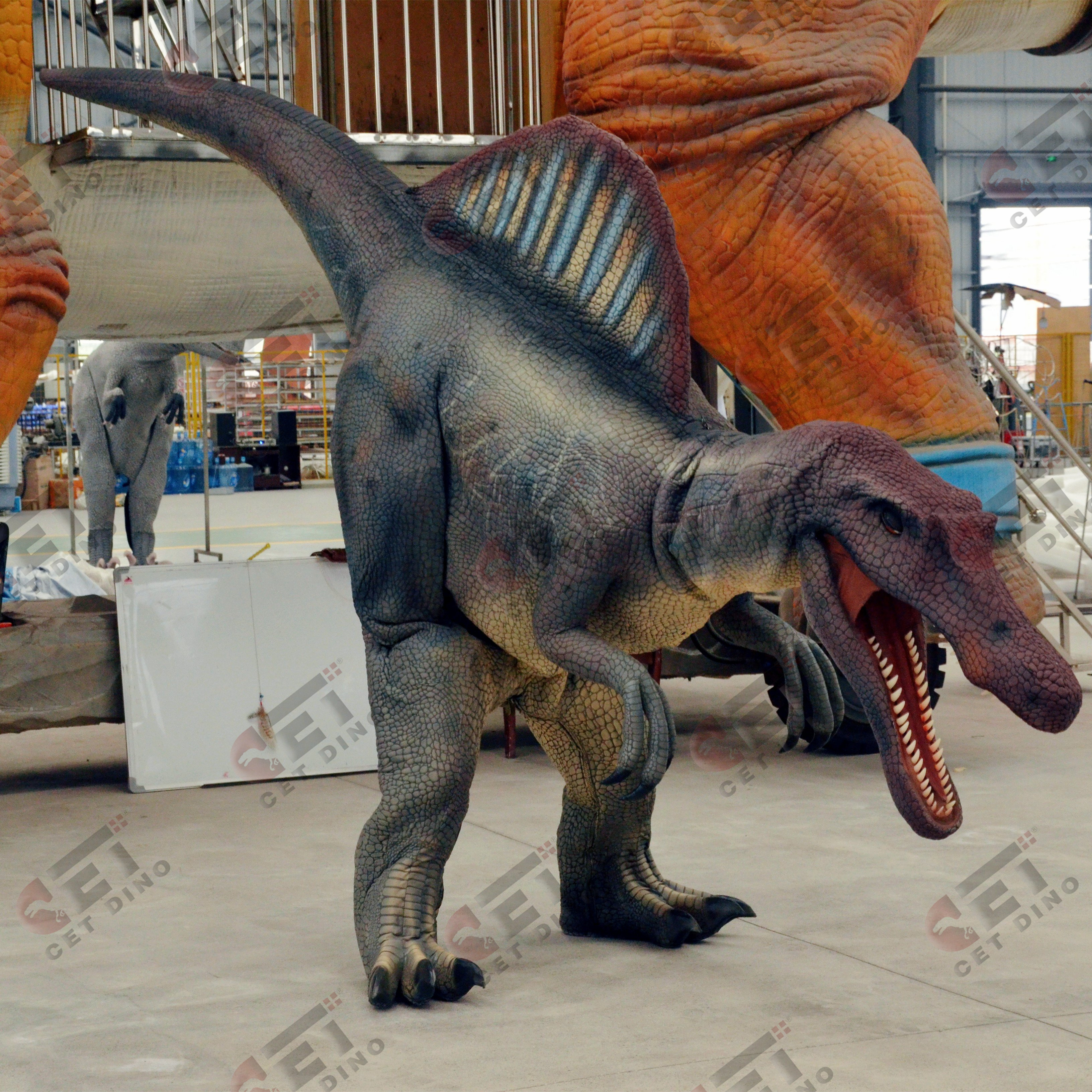 Realistic Dinosaur Costumes Light Weight Animatronic Spinosaurus Dinosaur Costume Models