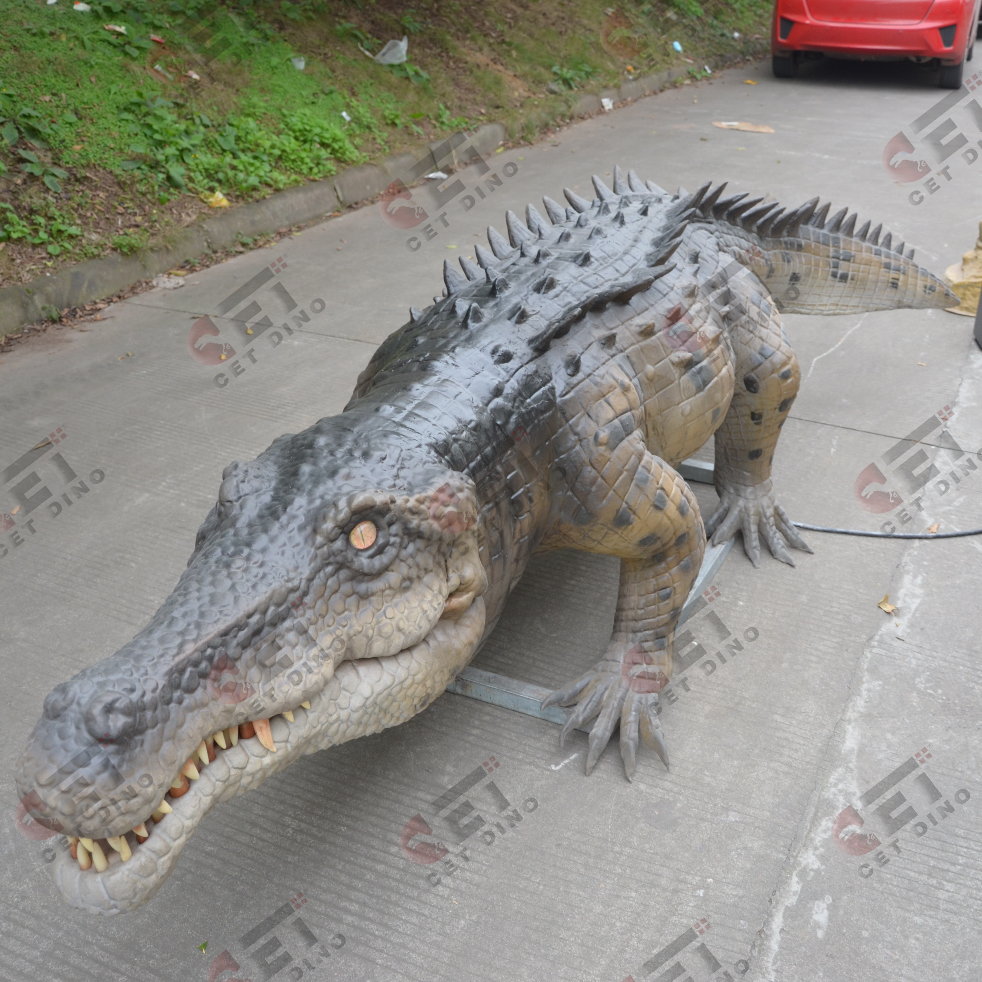 Zoo Park Animatronic Animated Remote Control Crocodile Animal Model