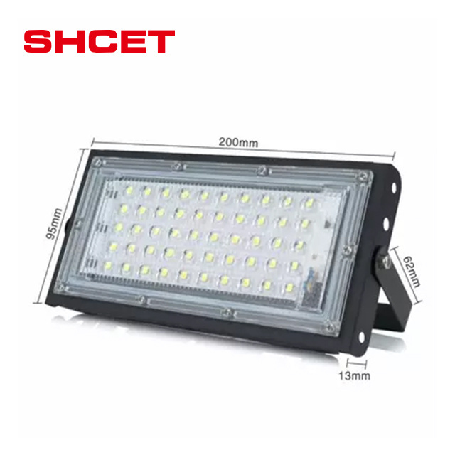 High quality outdoor led flood light IP65 50w 100w 200w waterproof IP65 RGB With Remote Control Reflector spotlight AC 110v 220v