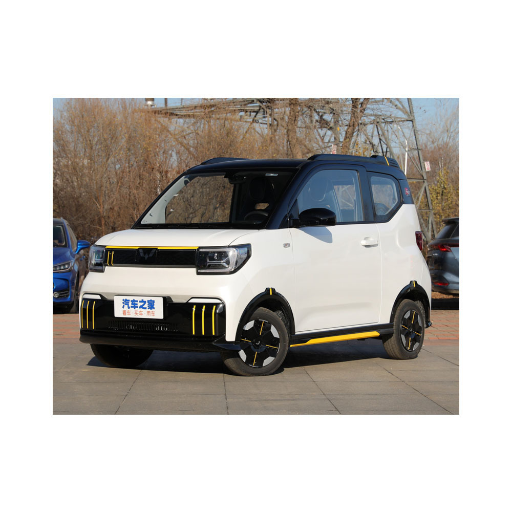 QST 2023 0km Latest Design Cheap Wuling mini EV gameboy 200km play fun Four-Wheeler  electric mini hummer car