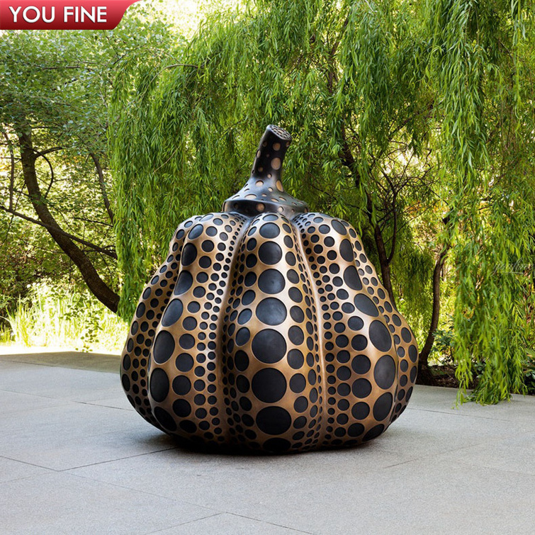 Customized Large Resin Fiberglass Pumpkin Sculpture