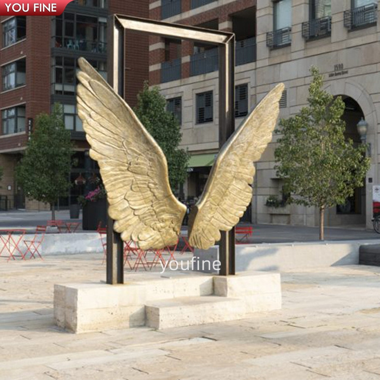 Outdoor Street Life Size Casting Bronze Winged  Sculpture Statue