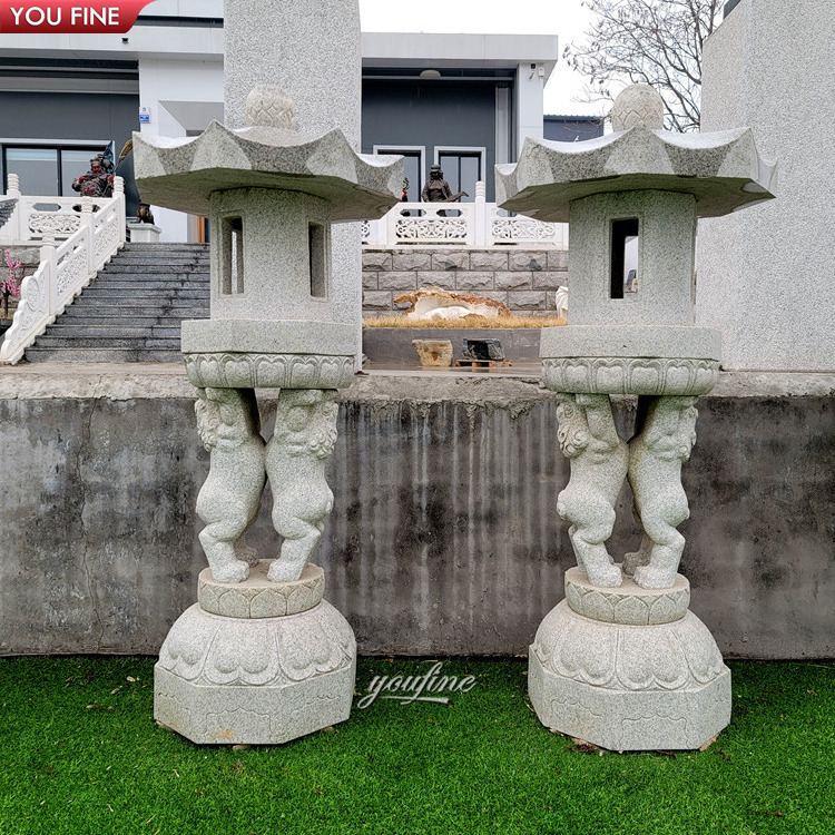 Large Japanese Natural Stone Lanterns Granite Stone Pagoda for Outdoor Garden