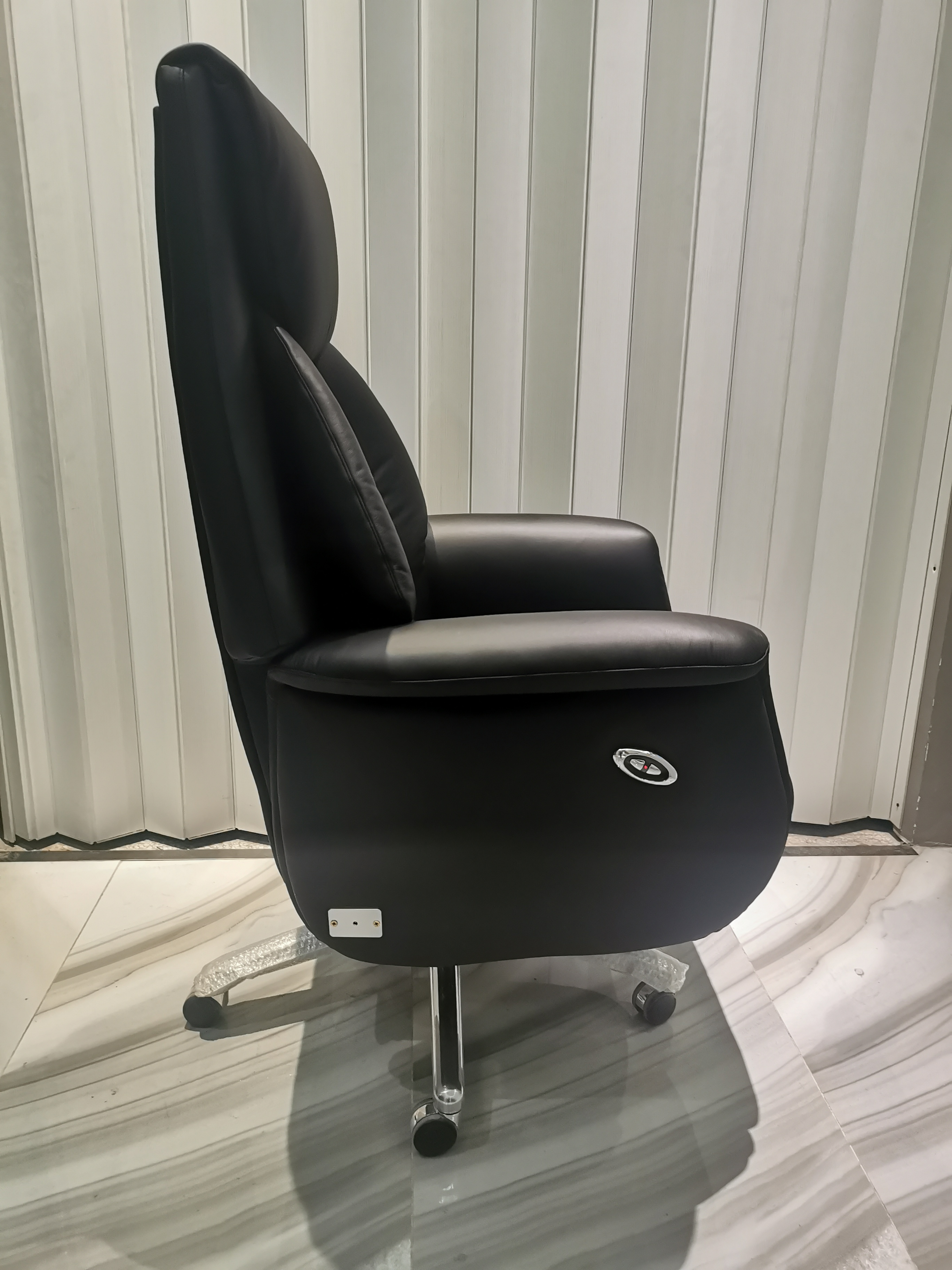 High back luxury cowhide e-sports office chair leather computer chair gaming reclining boss executive office chairs