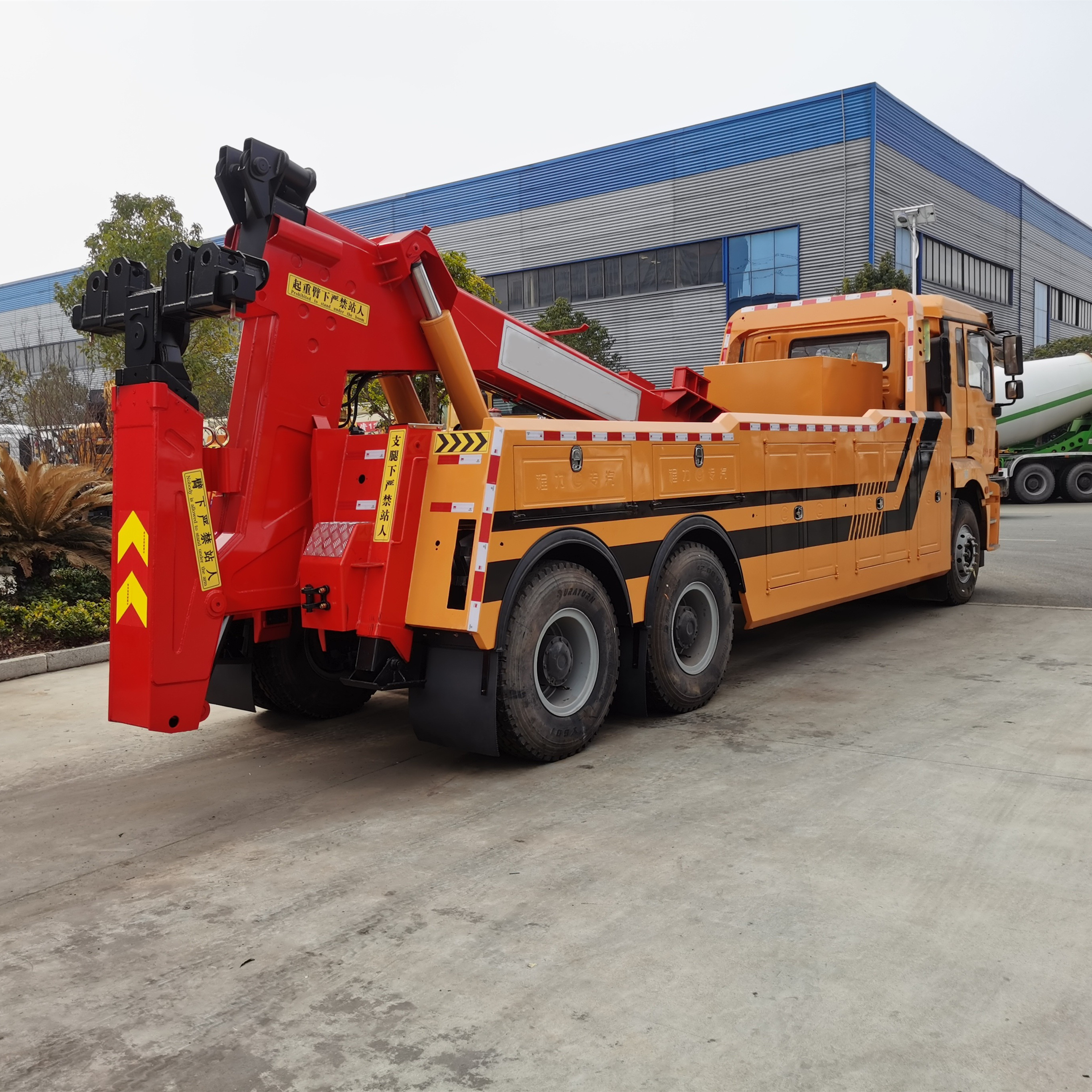 JAC Isuzu  Howo FAW Dongfeng Shacman 25 ton heavy duty wrecker self loader  tow truck