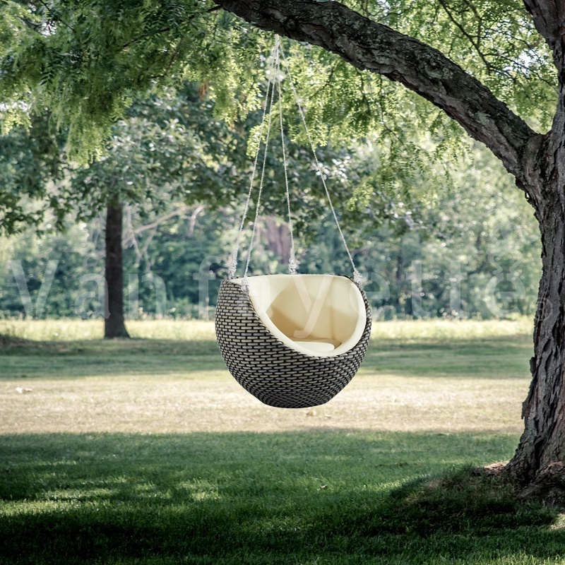 Outdoor Hanging Chair Swings for Adults Outdoor Egg Hanging Chair Luxury Patio Swing Swing Chair Outdoor Furniture