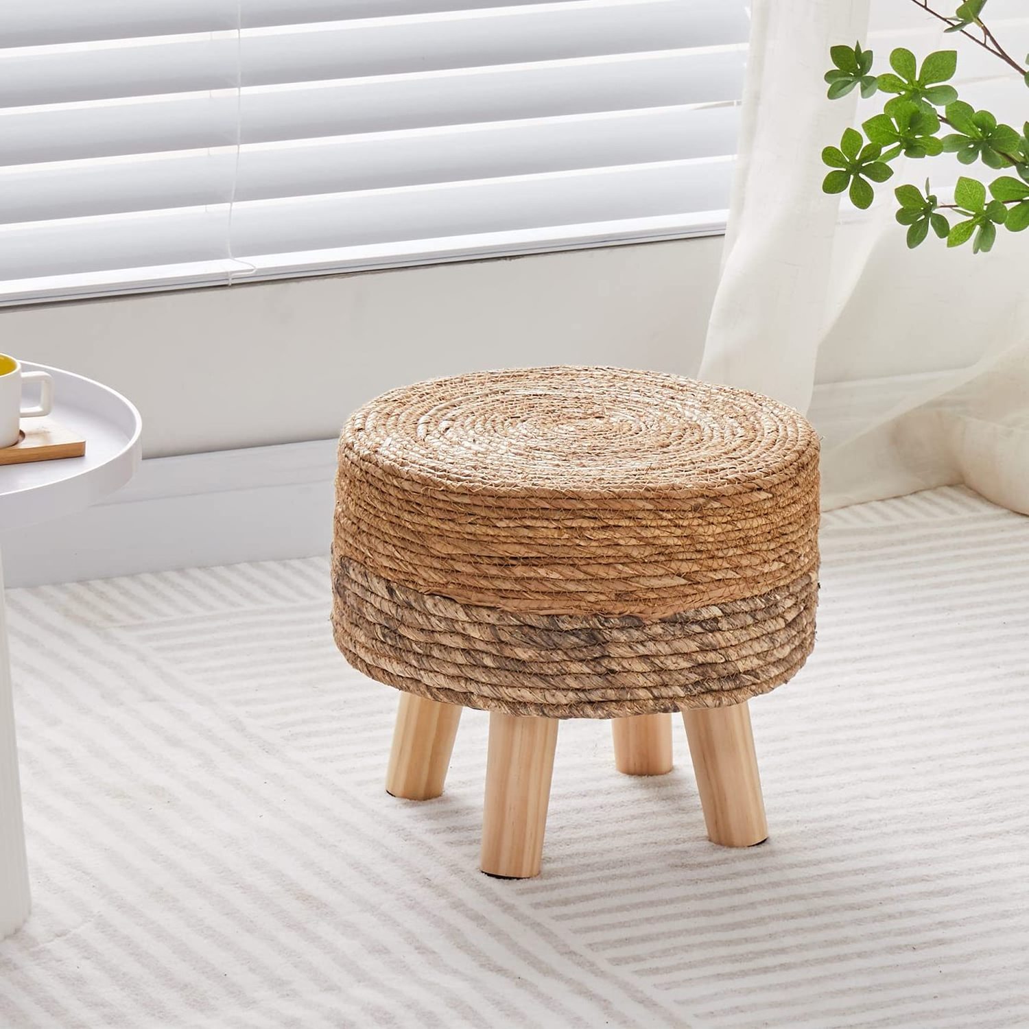 Luxury Space Saving Handmade Rattan Cover Round Stool Footrest Footstool Ottoman With Wooden Leg For Living Room