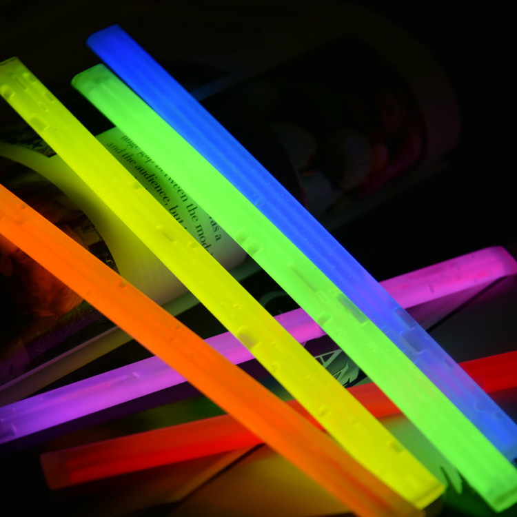 Customize Glow sticks Light Up Party Favors  Decorations Neon Glow Necklaces and  Bracelets with Connectors in the dark