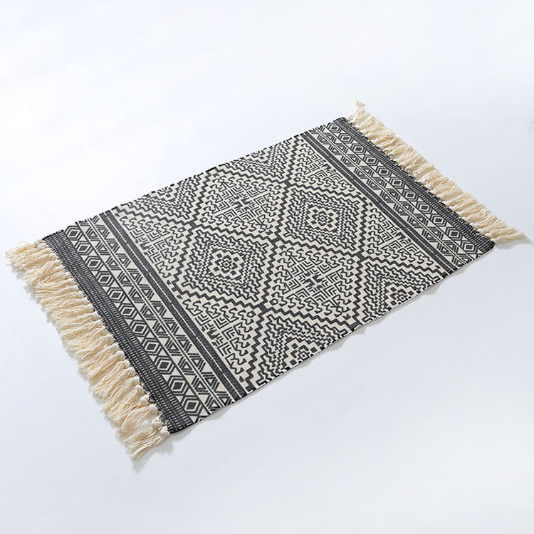 Cotton linen woven tassel carpet Fringed tapestry decorative blanket table runner luxury