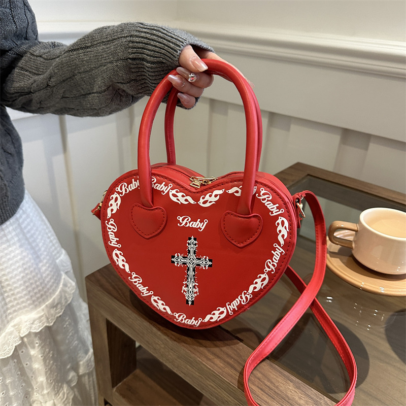 Heavy Metal Cross Decoration Sling Bag For Girl Goth Purse Y2K Bags Heart Shaped Gothic Crossbody Bag