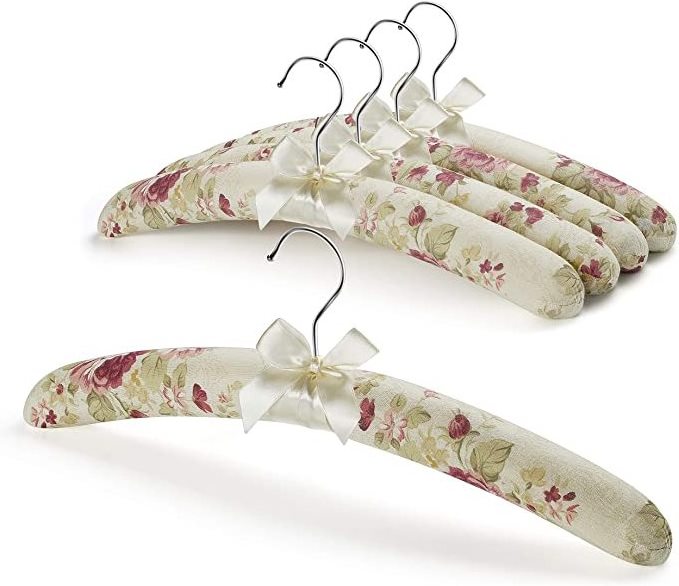 DS950  Fabric Floral Cotton Padded Hangers Soft Anti-slip Clothing Coat Foam Hanger Sponge Satin Padded Hangers