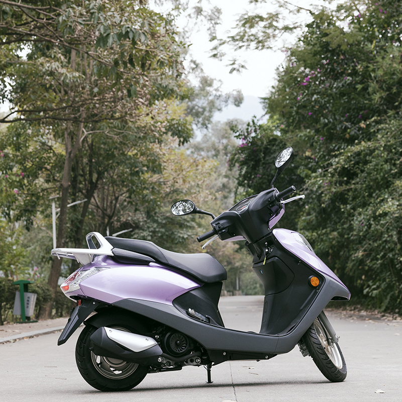 Changhua Factory Customizes 100cc Natural Air Cooled Mopeds