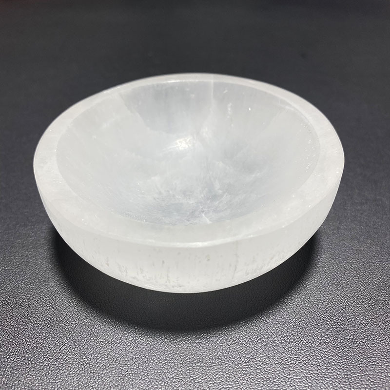 Donghai Wholesale Crystals Healing Stones Gypsum Crystal Candle Holder Natural 80mm Selenite Bowl