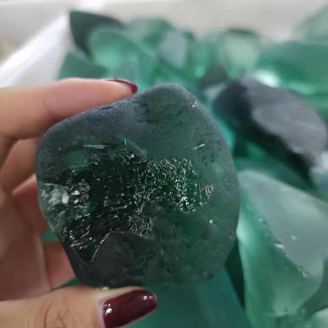 Donghai High quality natural processable crystal stone light green mint coloured glaze for sale