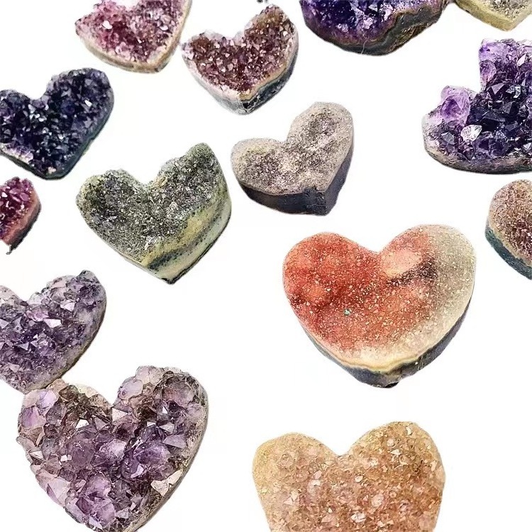 Wholesale  Mini Amethyst cluster heart Natural Crystal Stone crafts home decor  crystals healing stones