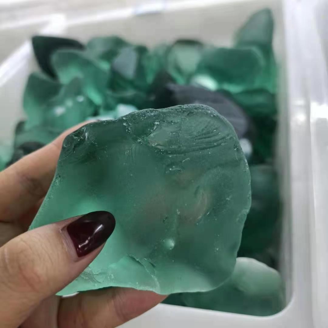 Donghai High quality natural processable crystal stone light green mint coloured glaze for sale