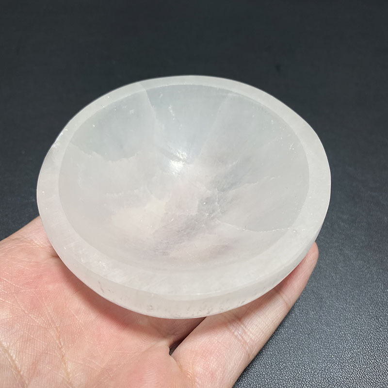 Donghai Wholesale Crystals Healing Stones Gypsum Crystal Candle Holder Natural 80mm Selenite Bowl