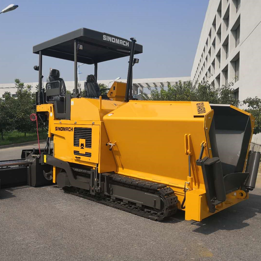 Official Road Making Machine Paving Width 4.5m Mini Asphalt Road Paver for Sale