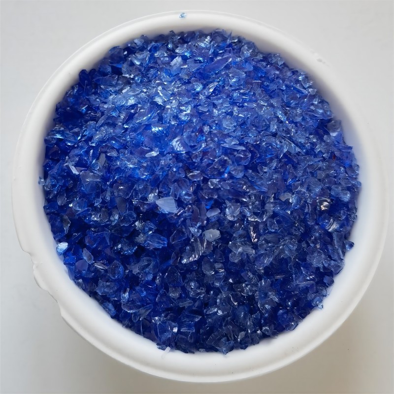 Wholesale clear irregular crushed glass chips sky blue slag glass  terrazzo rock for sale