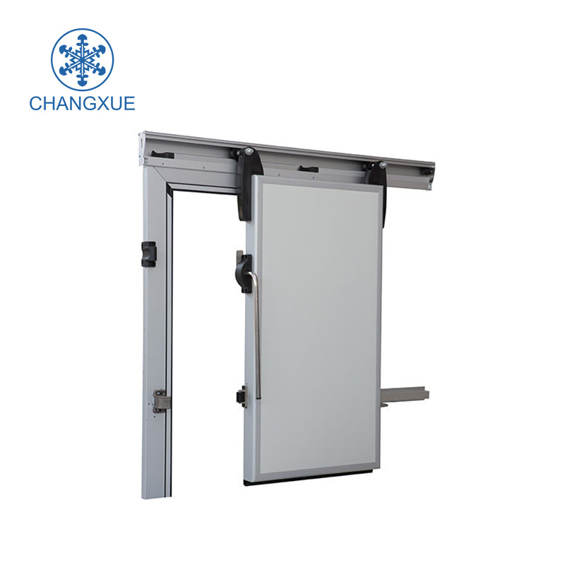 Sliding translation door for cold room and cold storage room