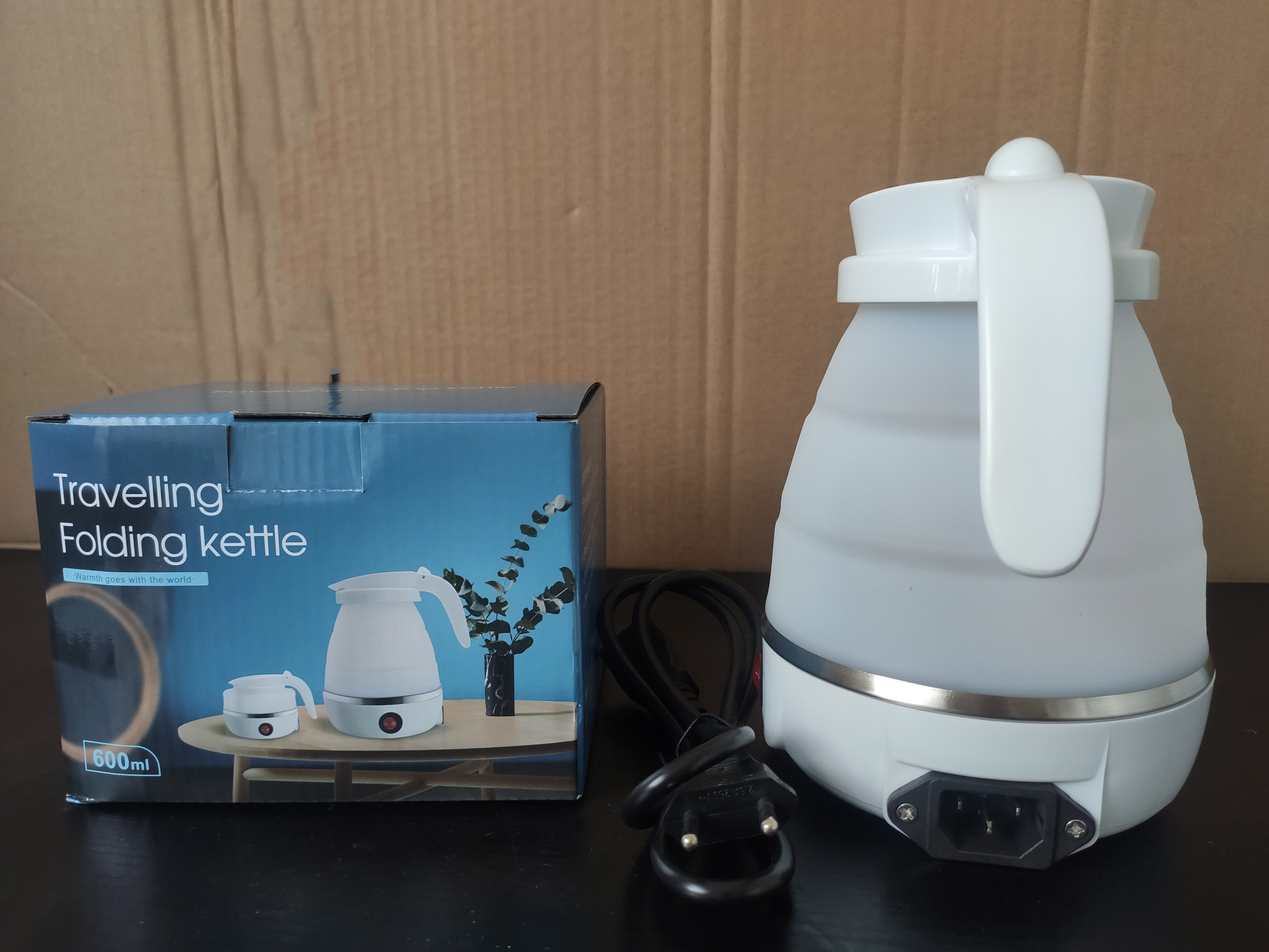 Portable Electric Travel Kettle 110V/220V 0.6L Mini Portable Foldable Kettle Collapsible Outdoor silicone Electric Kettle