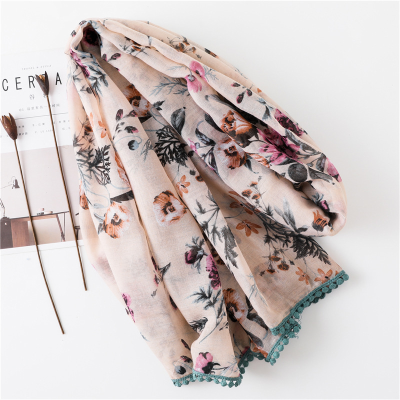 Wholesale hot sale hijabs scarfs 2018 fashion floral print soft long summer cotton scarfs with lace