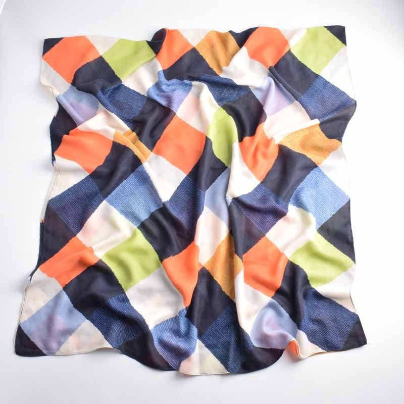 Wholesale 2020 new design ladies blue cotton scarf korean style mix colors plaid printed women hijab scarfs pakistan