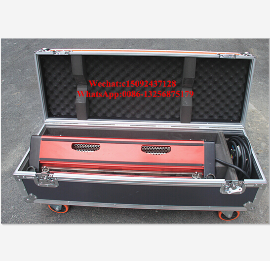 Portable hot vulcanizing press for splicing conveyor belt