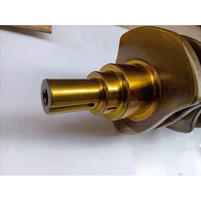 3204T diesel engine 1W9771 crankshaft manufacture for E3204 Excavator Machinery parts 1W9276 1W9768