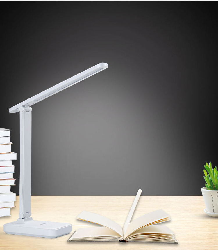 Hot selling dimmer desk lamp Eye protection office charging LED desk lamp  led night lights new modern led table lamp