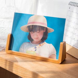 U-shaped Solid Wood Photo Frame Walnut Creative Pendulum Acrylic Home Decoration Photo Frame High Quality 4*6 Inch 5*7 Inch