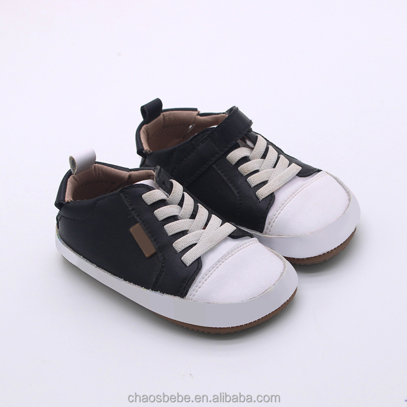 Fashionable wide toe leather with soft soles boys girls baby toddlers kids children's casual shoes