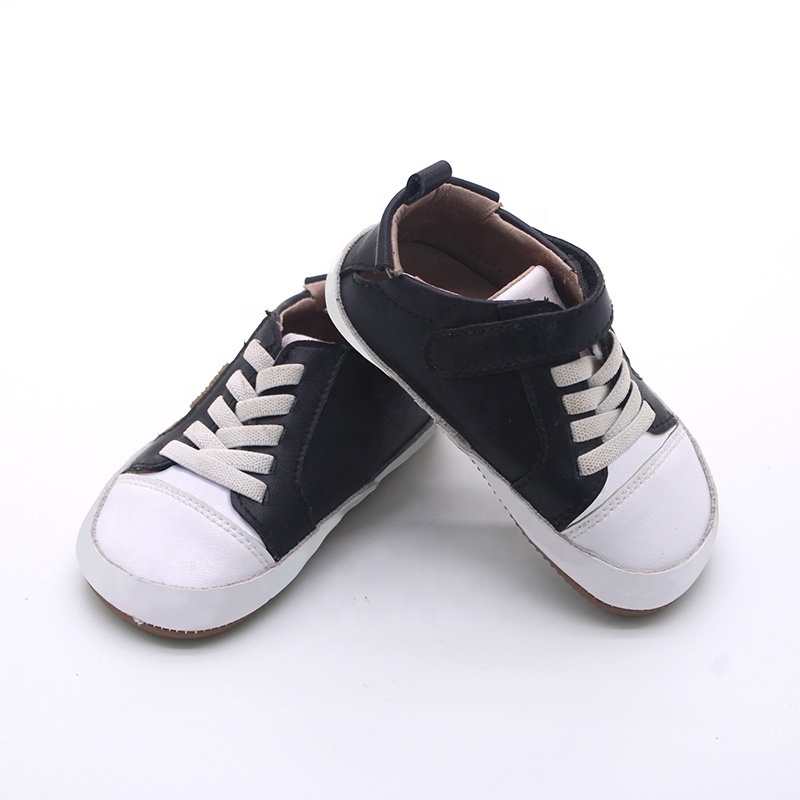 Fashionable wide toe leather with soft soles boys girls baby toddlers kids children's casual shoes